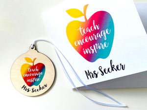 Thank you teacher wooden keepsake with matching card. Design features a rainbow apple with the wording 'teach, encourage, inspire'.